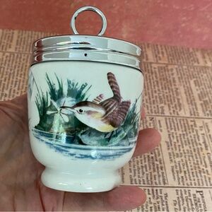 ROYAL WORCESTER Porcelain Egg Coddler Wrens Birds Pine Tree Chrome Top